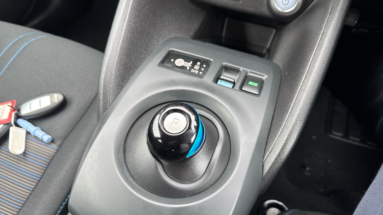 Nissan LEAF 110kW Acenta 39kWh 5dr Auto Electric Hatchback